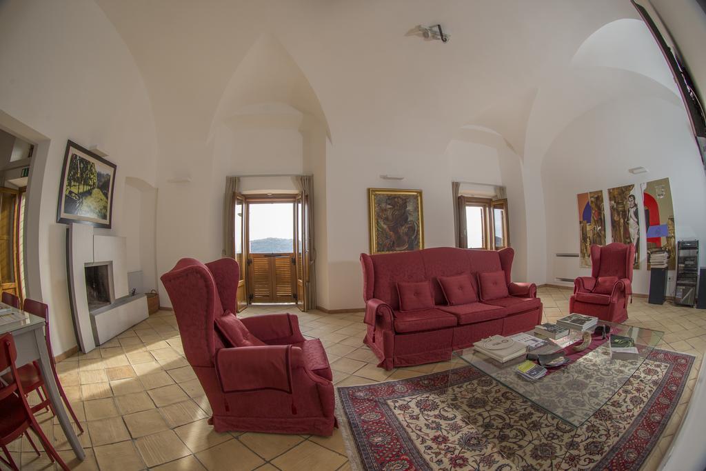 Palazzo Tronconi Villa Arce Kültér fotó