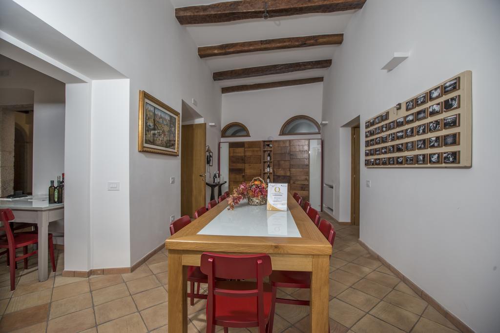 Palazzo Tronconi Villa Arce Kültér fotó